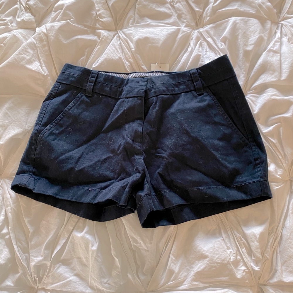 NWT! J. Crew women’s chino shorts. Size 00
